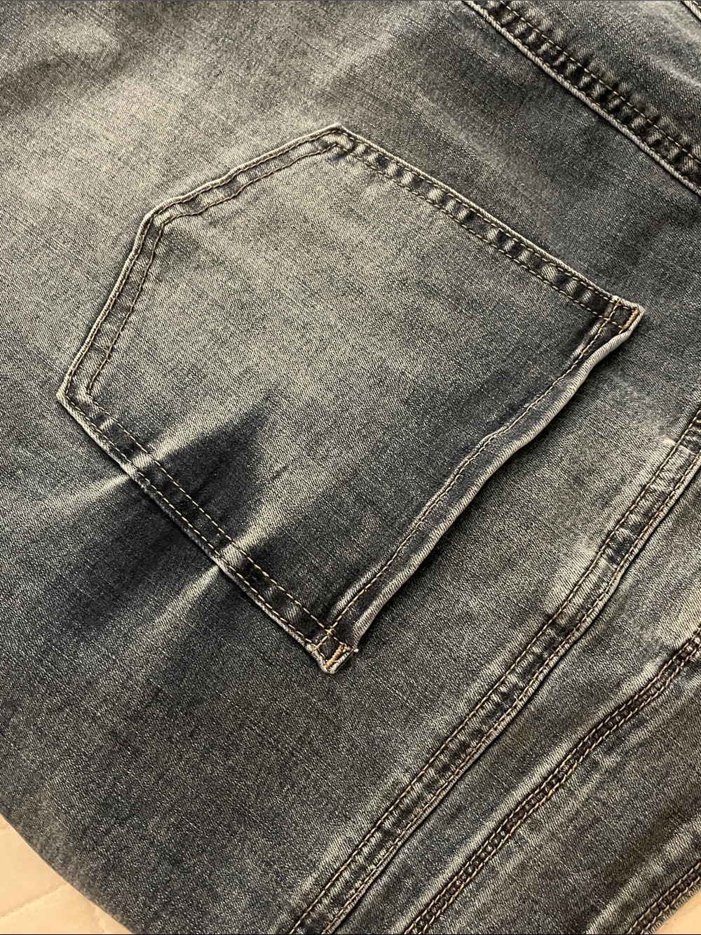 NYDJ Wide-Leg Crop Blue Jeans w/Sanding & Whiskering - Picture 7 of 7